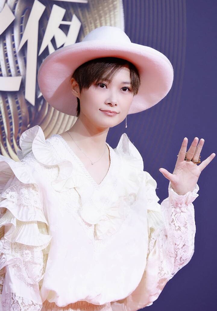  李宇春参加春晚官宣来袭，玉米