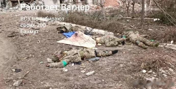 瓦格纳雇佣兵作战近乎嚣张，不怕死的精神让乌军忘了扳枪机，张大嘴老半天没合上，等着