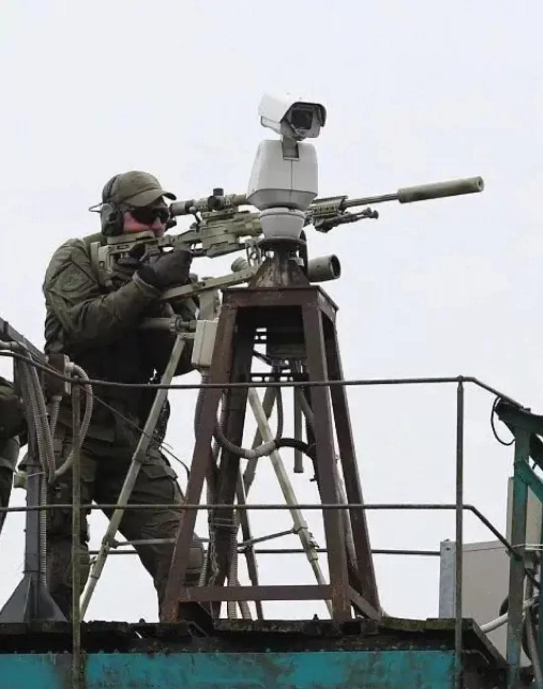  为什么总狙击手而不用导弹，早