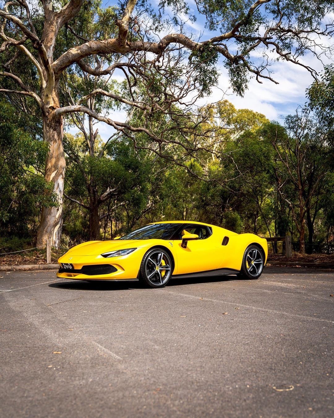 法拉利 296 GTB (📸：kenmsaito) ​​​