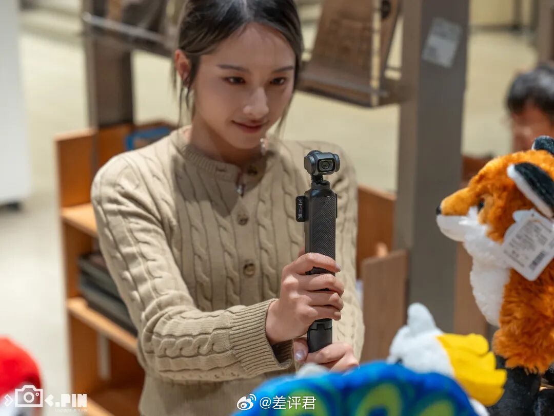 #为什么大疆Pocket3还那么火# 我估计所有人都没料到，大疆Pocket 3