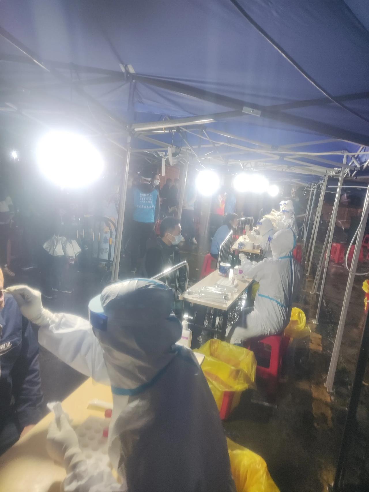 9月2日起番禺区连续3天全员核酸检查，离开番禺需有24小时核酸检测阴性结果。每次