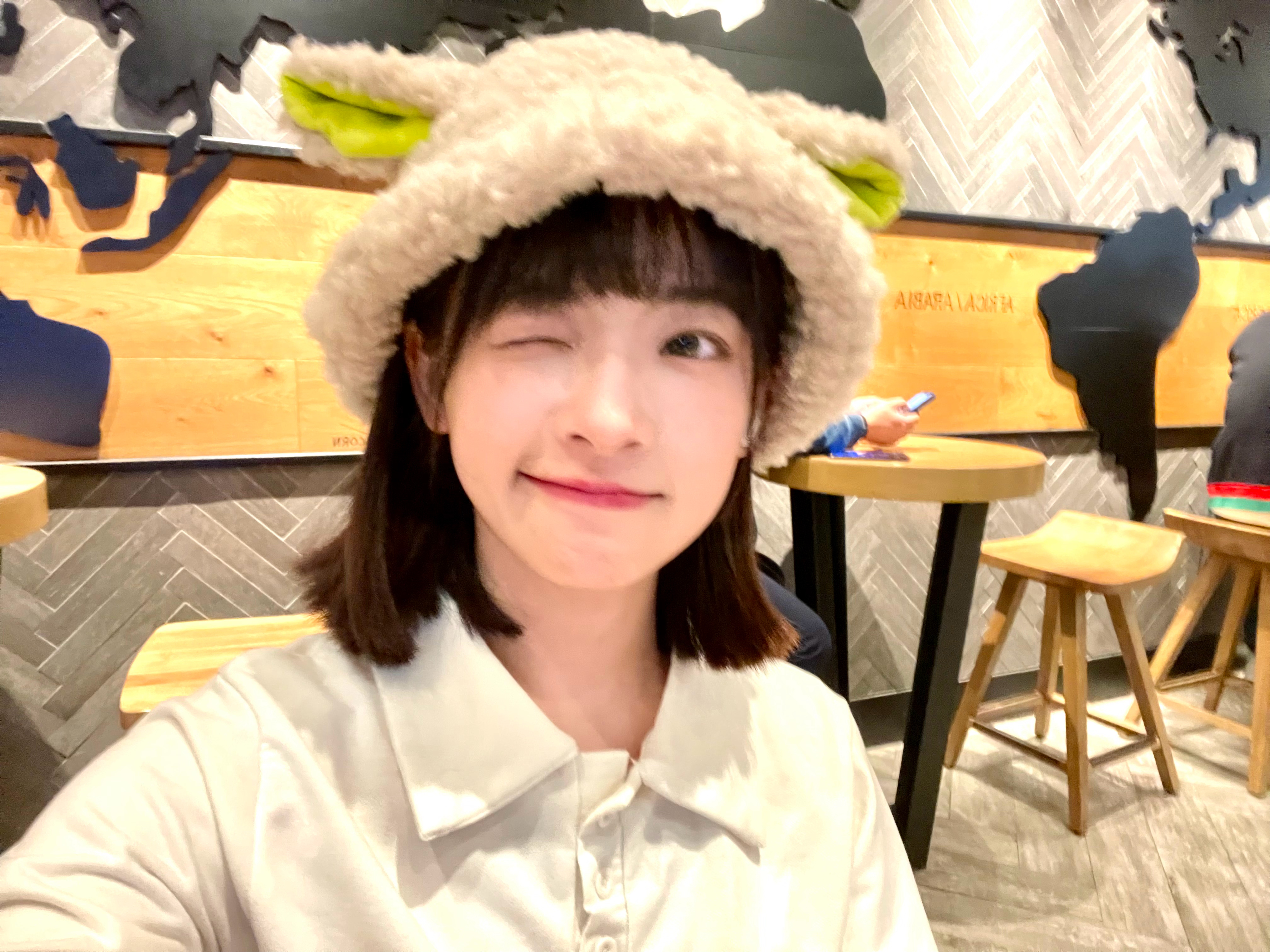 <p>想要一杯咖啡～来消个肿 