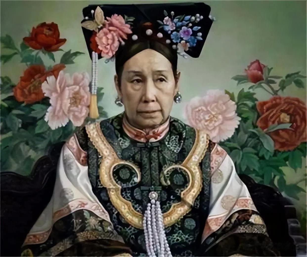 慈禧到底有多狠？我们一看便知！

1，和女婢下棋时，奴才道：奴婢杀老佛爷的马！只