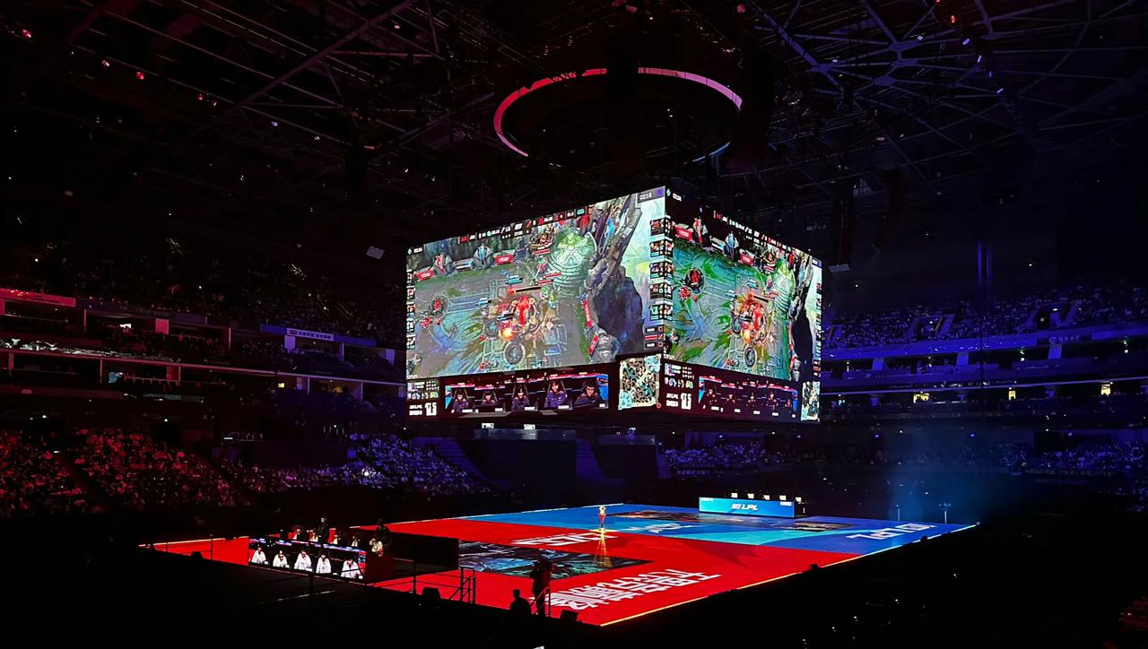 也不知道这话会不会打脸，事实告诉我们想夺冠，那么战队里面至少要有1-2位韩援。
