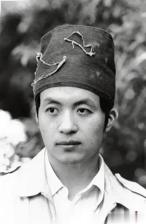  
《一代人》
       