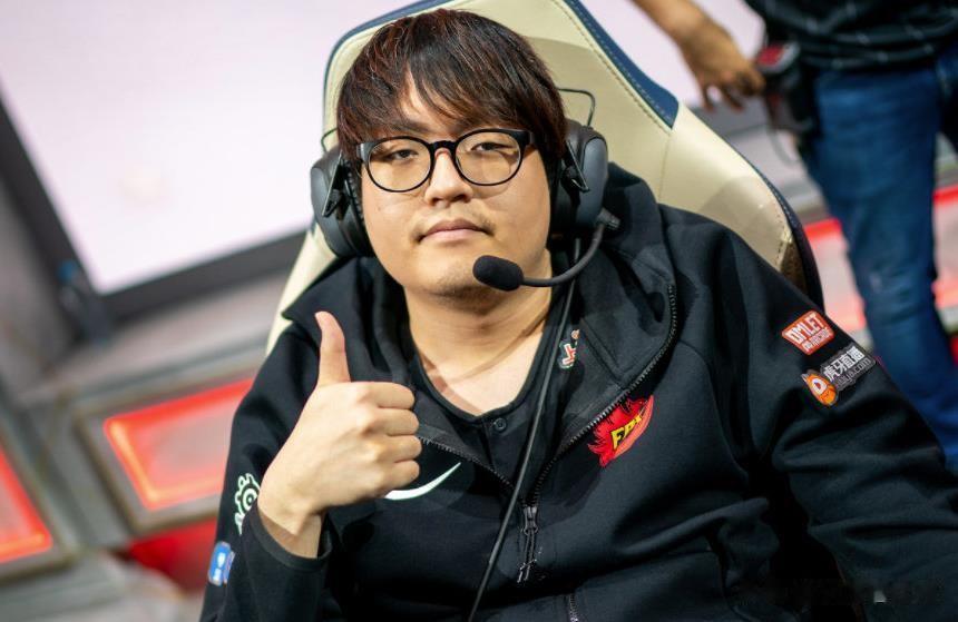 FPX官方：冠军皮肤分红由主办