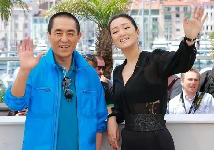 曾经的恋人，现在的朋友，张艺谋与巩俐再相聚，不得不说巩俐的气质真是太好了！相信只