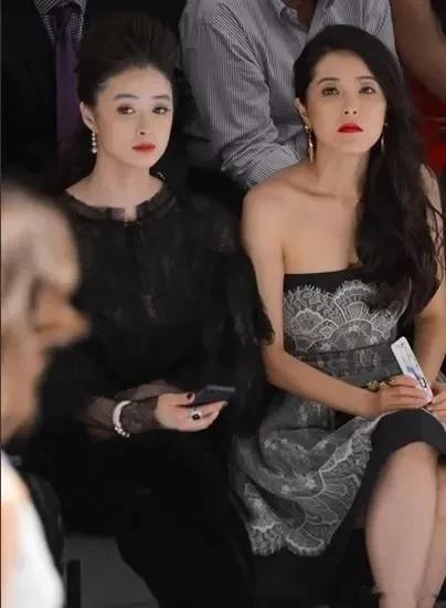 不得不说，脸小还是很占优势的！