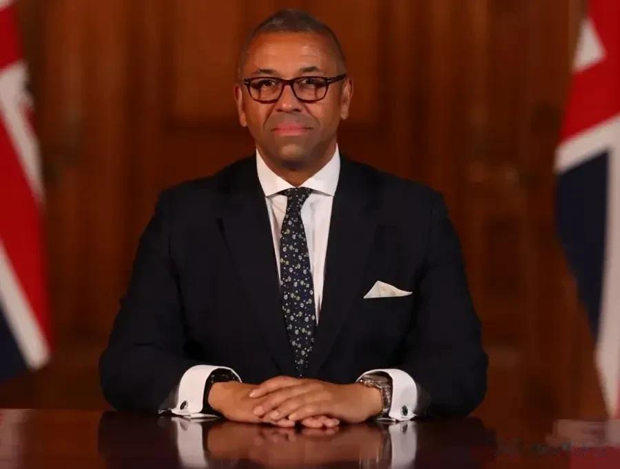 不要过度激动！英国外交大臣克莱弗利：英向乌提供贫铀炮弹不会对俄罗斯造成威胁，也不