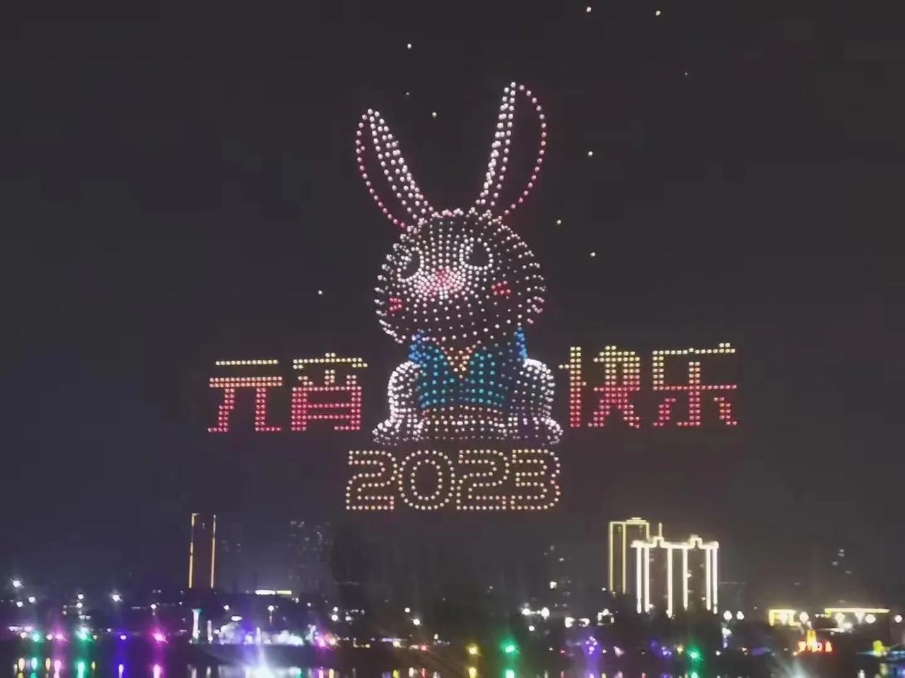 今夜，你就是最璀璨的一颗明珠！为你骄傲！



