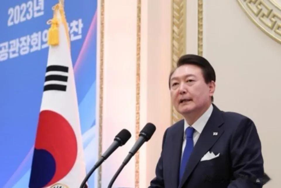 尹锡悦：争取重启中日韩领导人会议共助区域和平

韩国总统室发言人李度运27日发布