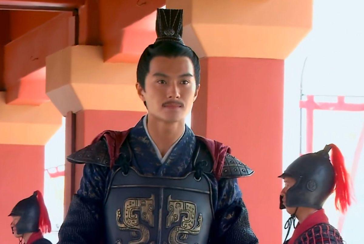 曾经的私生子、曾经的牧羊童，卫青度过了悲惨的童年。母亲的错误让卫青诞生了，卫青被