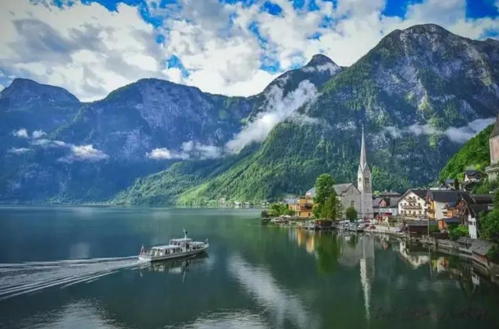 泰国官方辟谣“去男模餐厅会被‘嘎腰子’”！国内：泰国仍为出境游热门第一！

来源