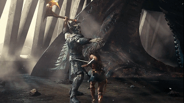 冰火两重天，这一剑威力惊人。