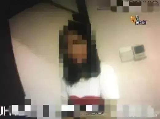 22岁男子花费1300元雇用35岁的女子与其一起过夜。然而，在进行了某段关系之后