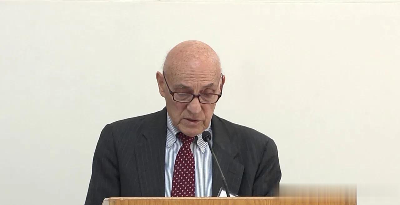 前美国国防部中国事务主任博斯科（Joseph Bosco）：基辛格不但亲俄，在俄