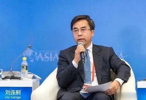 周末打虎，中国银行原董事长被查！

3月31日，权威媒体发布消息，中国银行原书记
