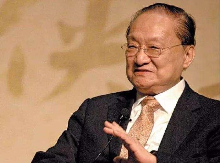 什么样的人生才是没有遗憾的呢？金庸先生告诉了我们答案：一辈子只需要做这两件事就够