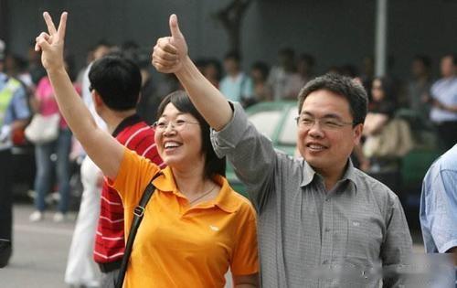 头条热榜。保险销售，是门技术活。罗董事长金句，确实应该认真学习，而且要入脑入心。