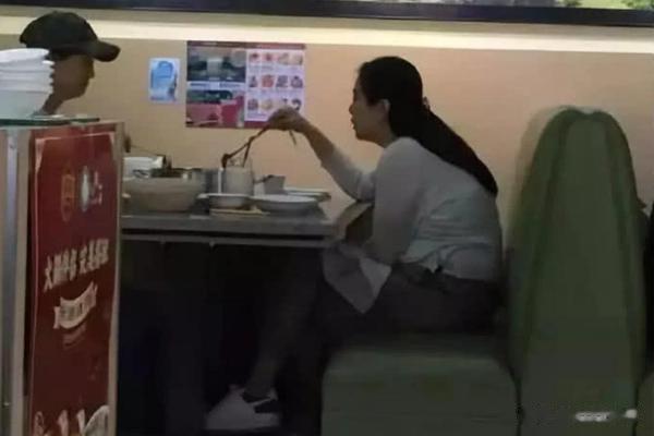 “当年VS如今”，王祖贤上榜，看到最后太可惜了！
感谢大家点开这篇文章，很高兴跟