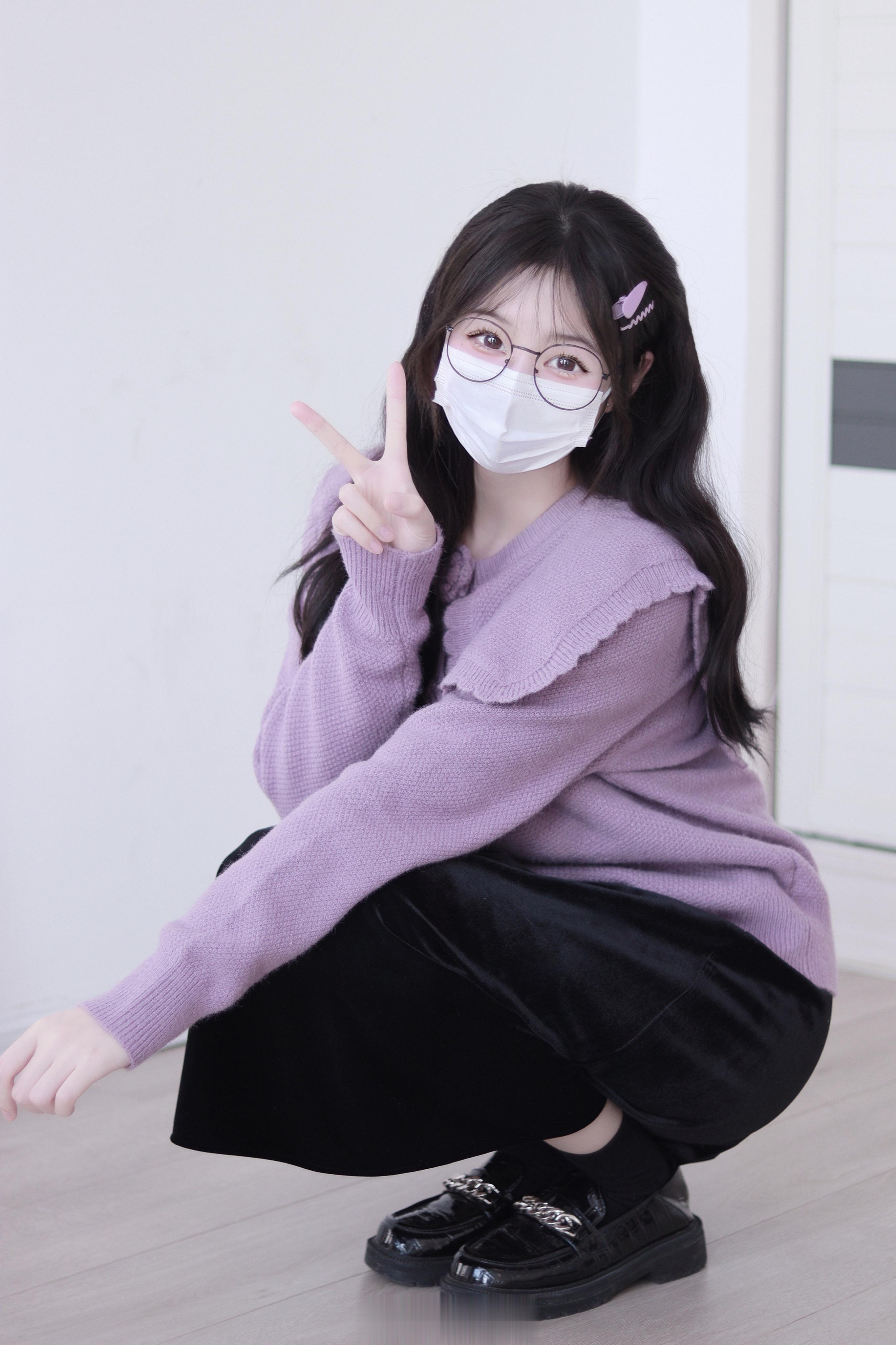 无意间翻到前女友的图片 她好可