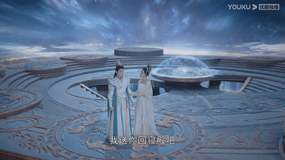 陈都灵是真的不适合演女主角！

热播剧中饰演天欢，真的又恶又带感，演技炸裂，令人