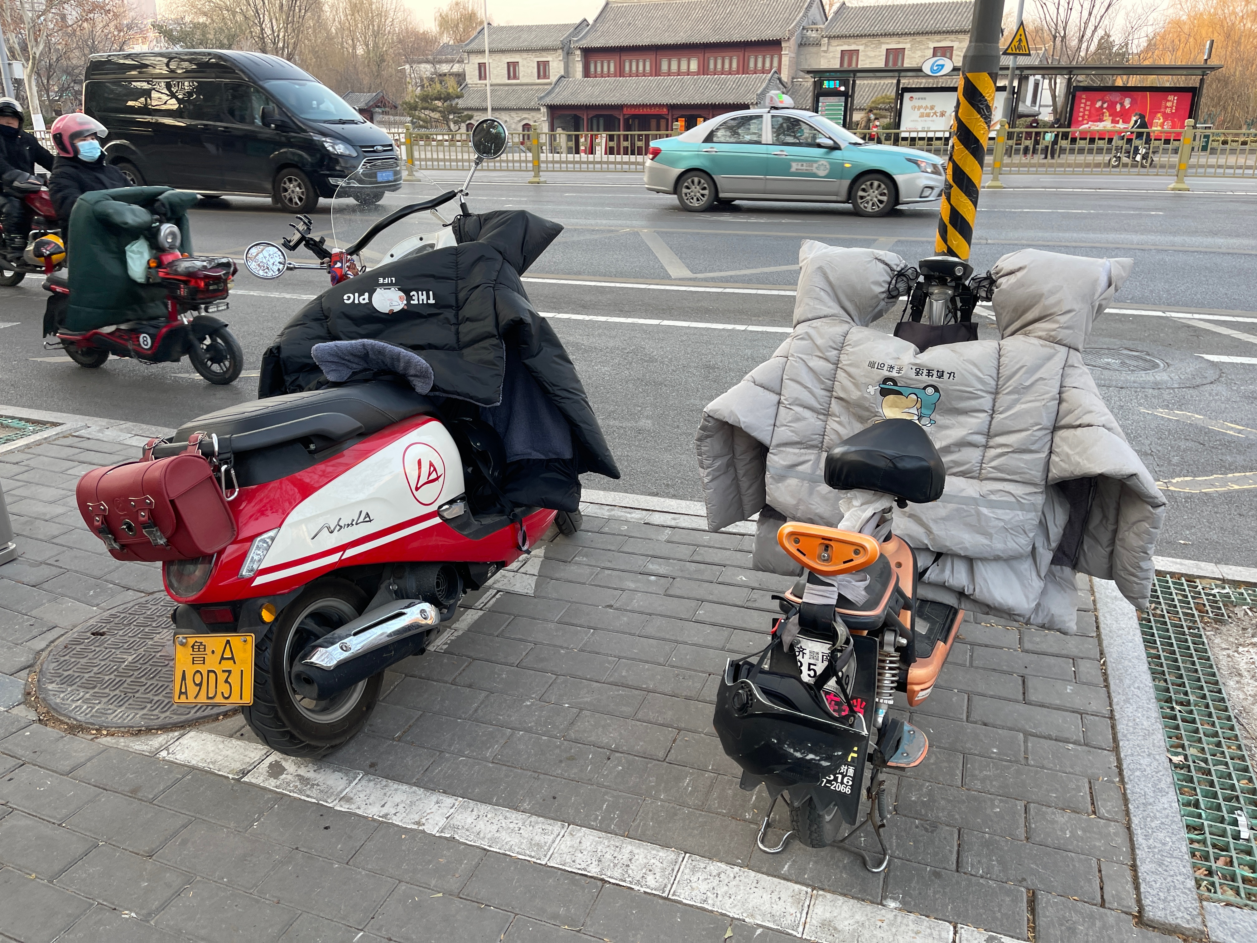 <p>在济南见到我同款摩托[呲