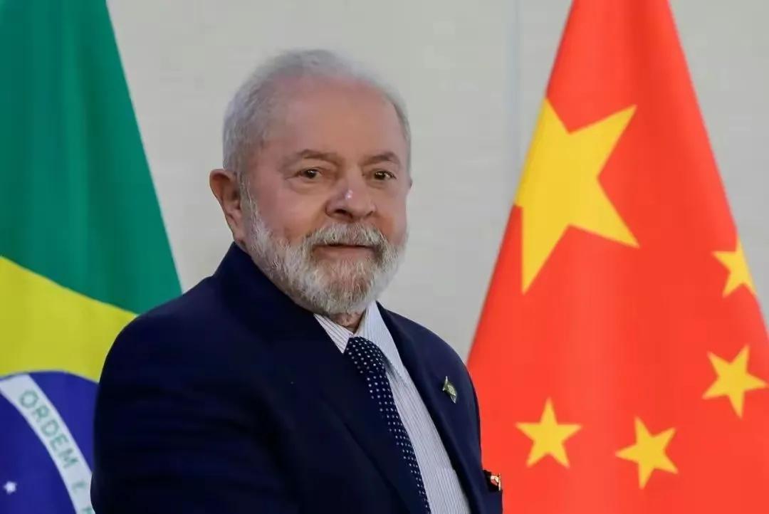 巴西总统卢拉:你能帮我们建一条连接南美国家的超级铁路吗?
中国:当然。你能帮我们
