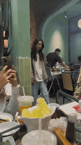 王思聪这牛脾气也就泡泡小女生了