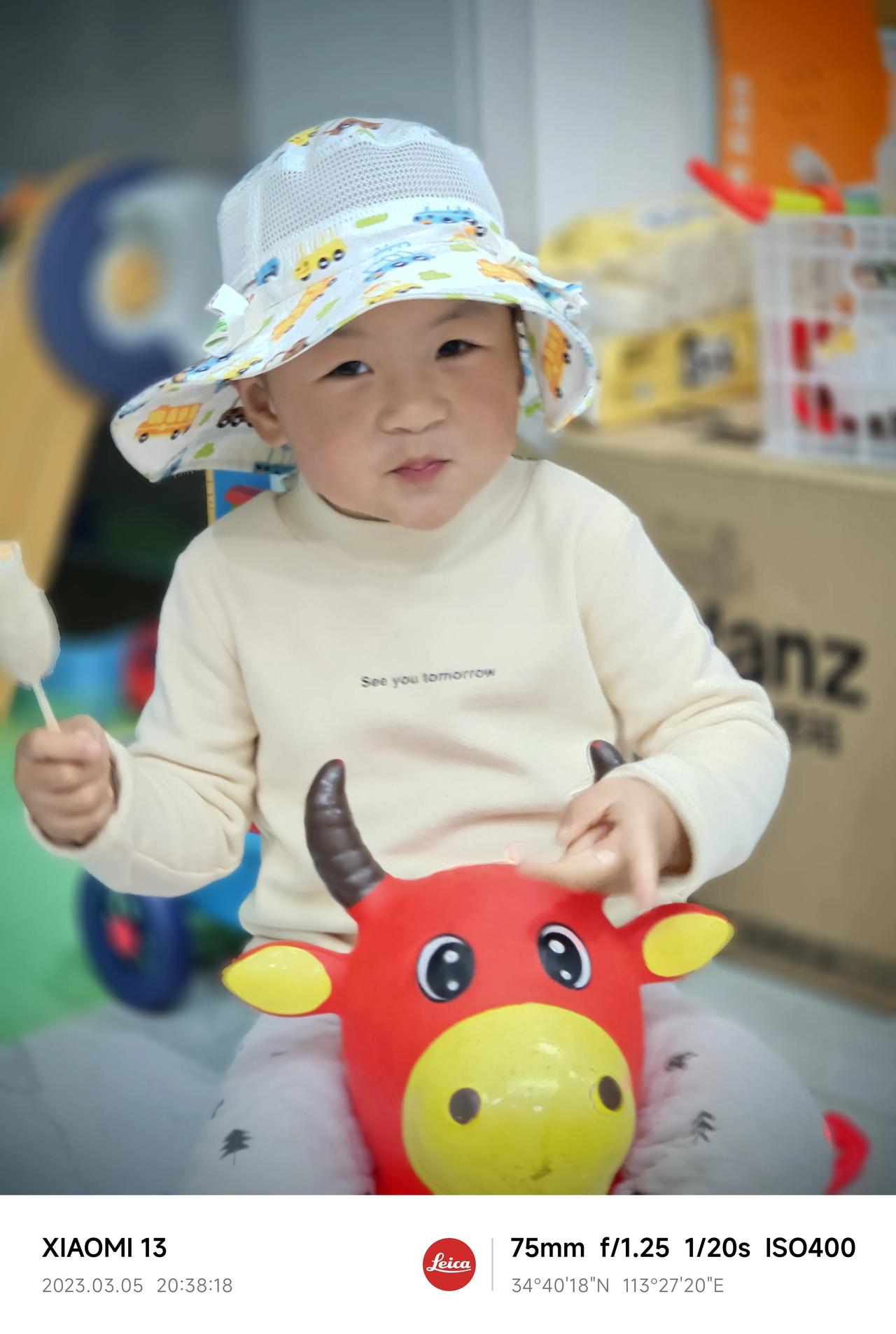 孩子到底要不要上幼儿园，我家儿子三岁多一点了，在考虑要不要让他上幼儿园？

首先