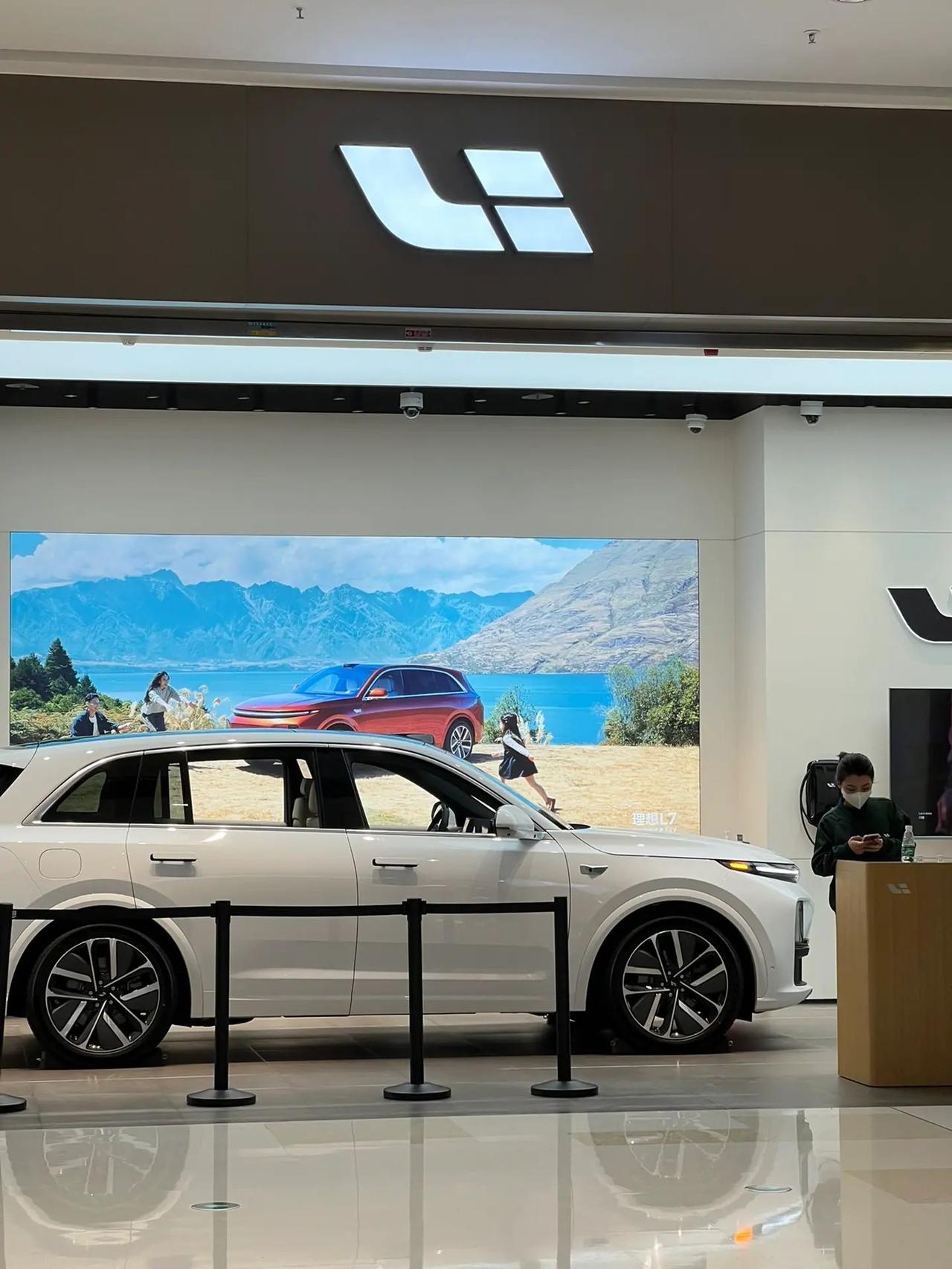 第三次试驾理想L7（Air版本）
先说结论：滤震/NVH/舒适性与Pro版本没有