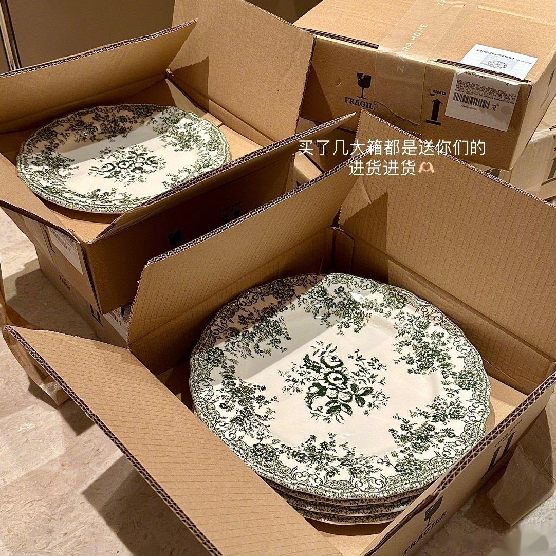 这个餐盘真的太美了🌿🌿🍃📦给你们一套套打包好啦，铁粉来～～ ​​​