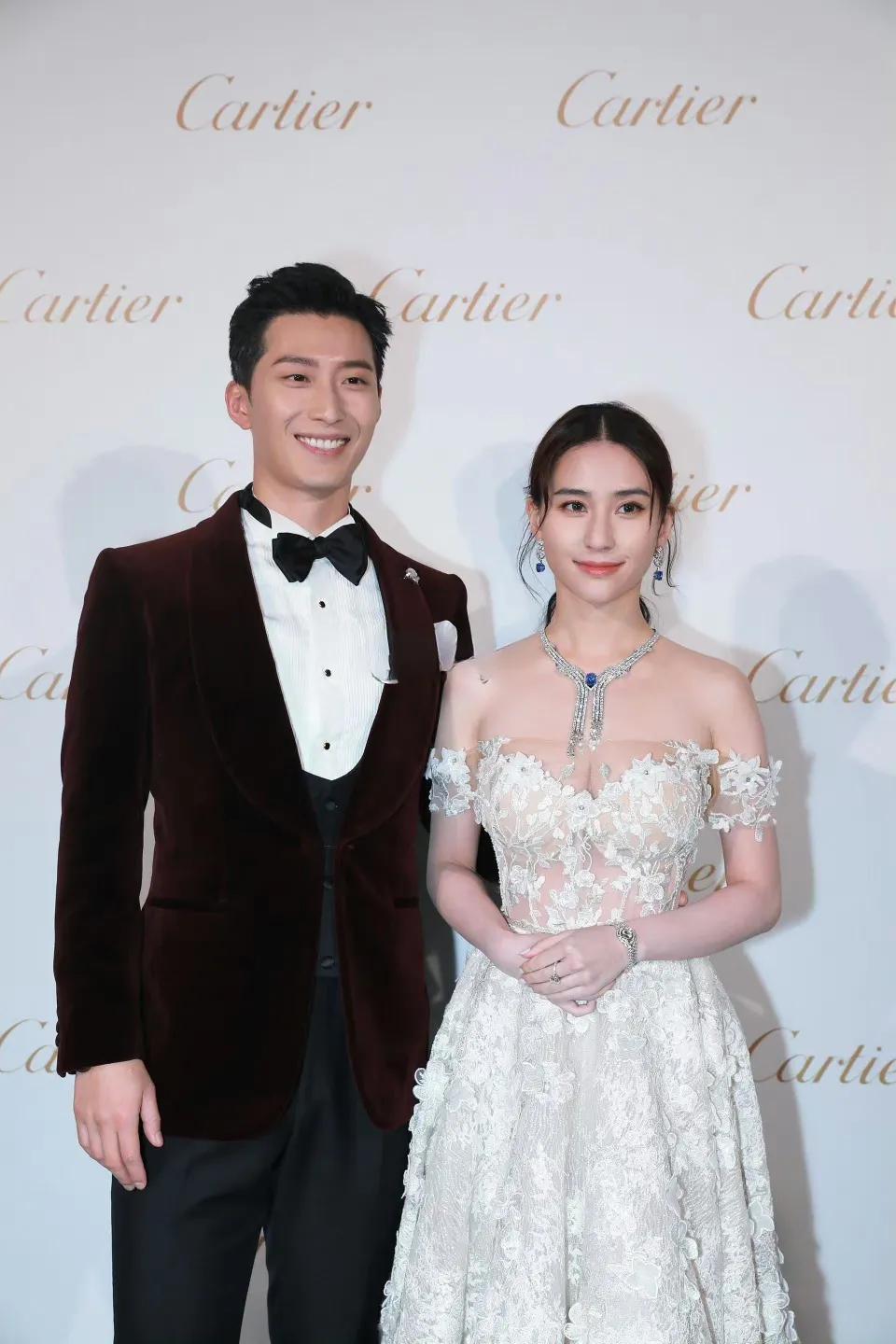 窦骁何超莲修成正果将举行婚礼！

据港媒报道，何超莲和窦骁将于4月18日在巴厘岛