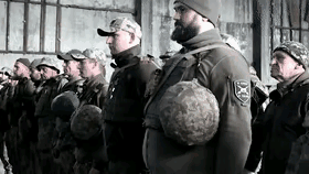 乌克兰陆军司令亚历山大上今天视察了巴赫穆特，他指出，乌克兰军队在巴赫穆特的主要任