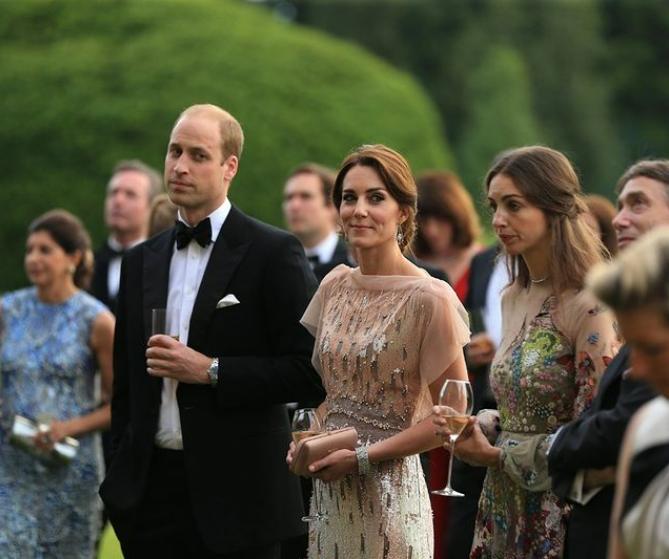 如果凯特·米德尔顿和威廉王子离婚会怎么样？
尽管从这对夫妇最近的公开露面来看，他