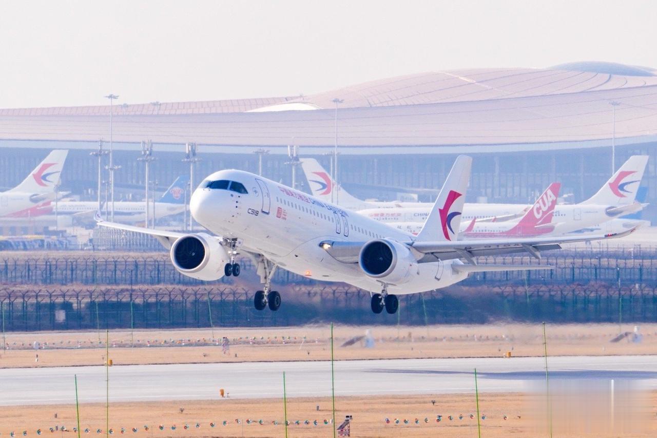  2023第一活@中国东方航空 @中国商飞 C919首航@北京大兴国际机场 