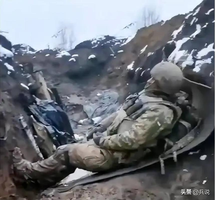 最新战报：乌军巴赫穆特的部队仍在当地坚守。
乌军3月18日对国际媒体说，他们仍在