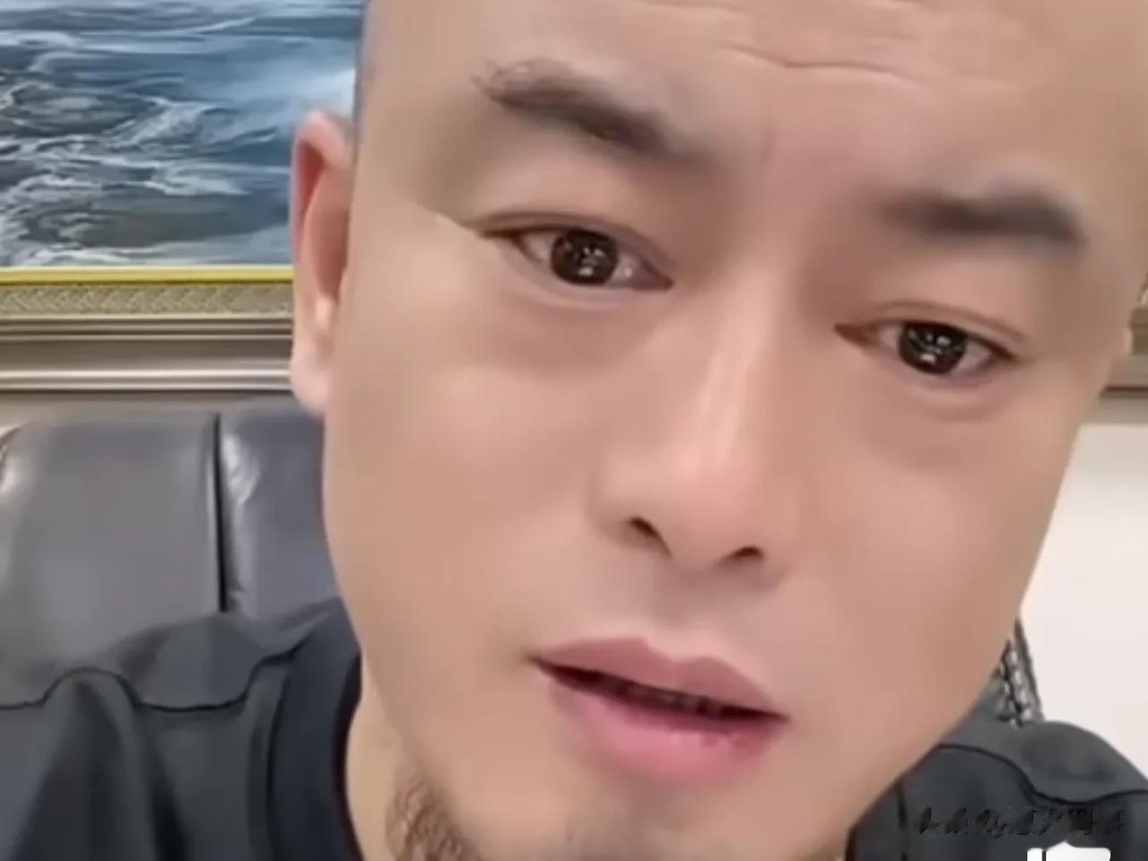 丁老五回怼没有散打那有祁天道今天，他好了也没见他拉他大哥一把

丁老五直播怒怼黑