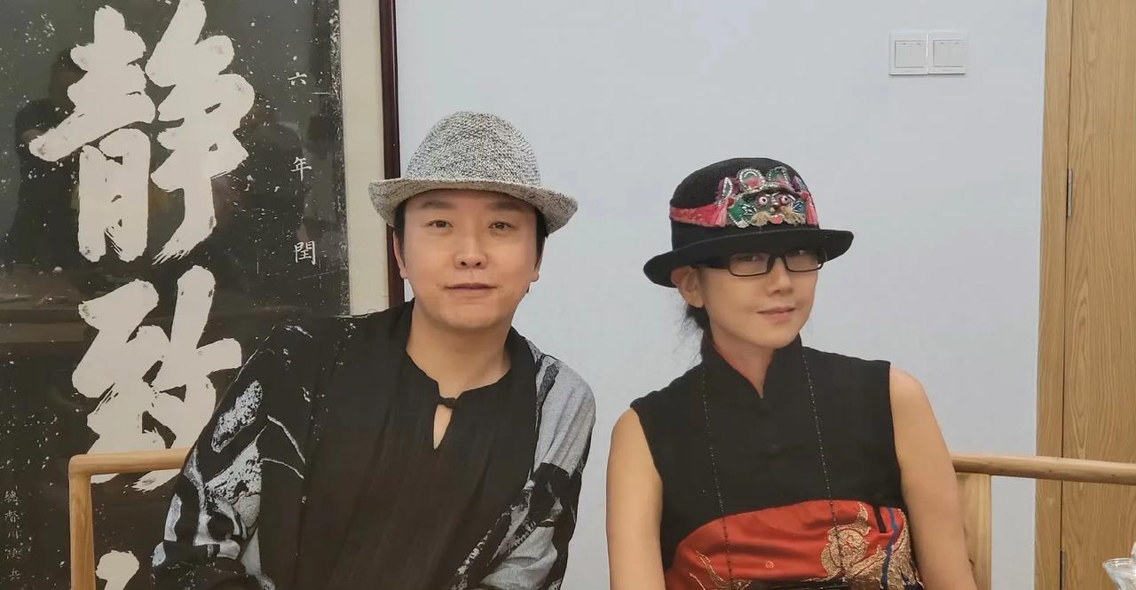 今年春节，李玉刚和杨丽萍在大理