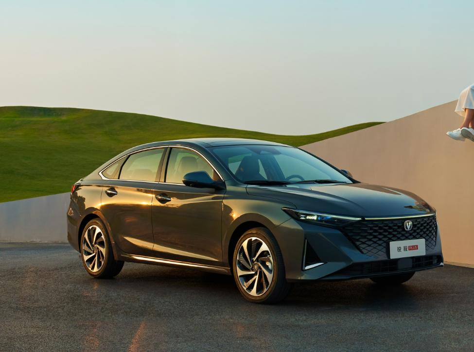 对于消费者来说，买车用车，主要还是算的经济账。买什么车，主要还是看哪类车对购车者