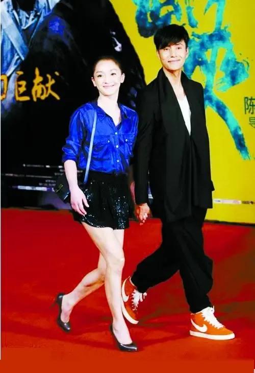兜兜转转的，他们终于回到原点了吗？

从年轻时的影视恋人、到多年志同道合的朋友、