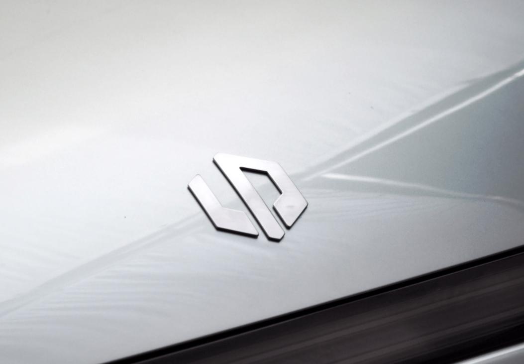 【车视头条】前段时间山东济南某零跑经销商店长在一则网络流传的短视频中称，2022