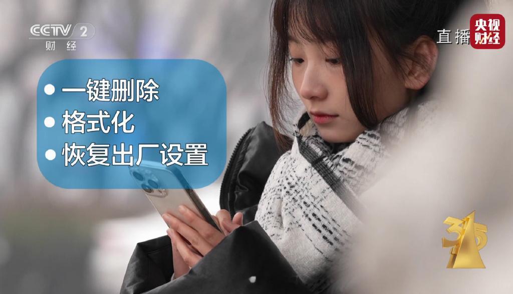 关于这个话题，我觉得应该上的品牌多了，而不是被误伤的iQOO比如不送充电器的苹果