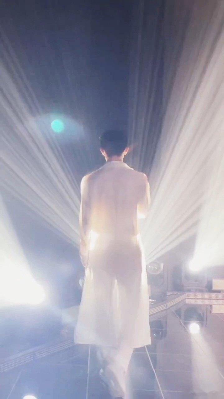 #张颂文马嘉祺唱的听海# 💜