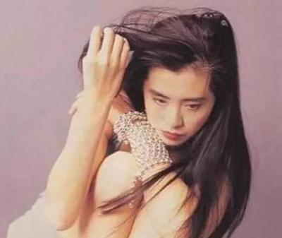 最近翻阅了很多今日头条里乒乓球类的个人号，感叹一句“大神无数，强人辈出”，特别是