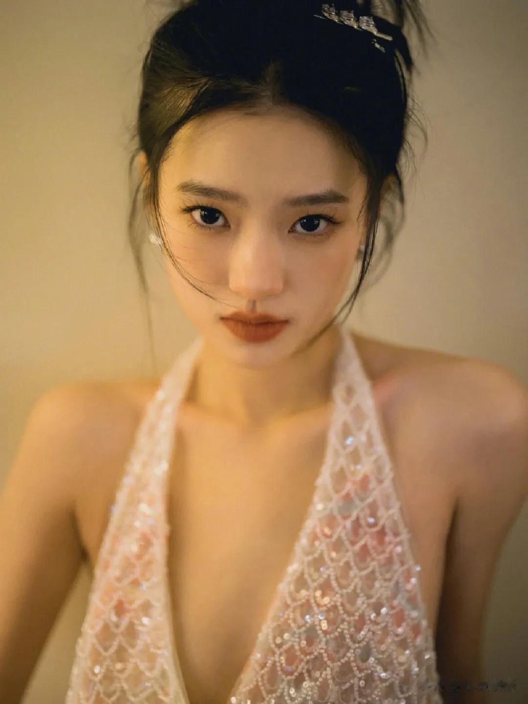 穿上美人鱼的裙子✨像瑰宝一样璀