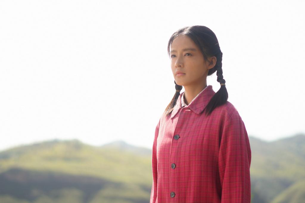 李沁饰演的新剧《人生之路》很有说服力
大家都知道李沁在娱乐圈可是一位演技在线的女