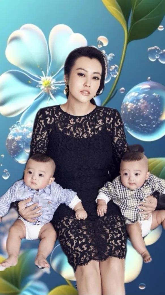  郝蕾现在也是很有魅力，可以说从小美到现在[兔年大吉]十三姨那会，真的漂亮，眼里