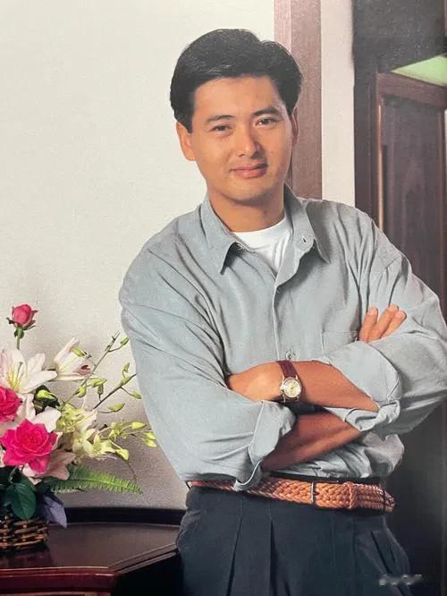 发哥周末喜欢去哪些店吃好吃的？

与其他大咖不同，周润发和他的朋友很少在豪华餐厅